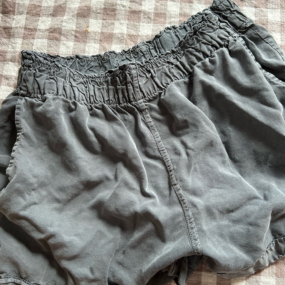 Altered state shorts grey